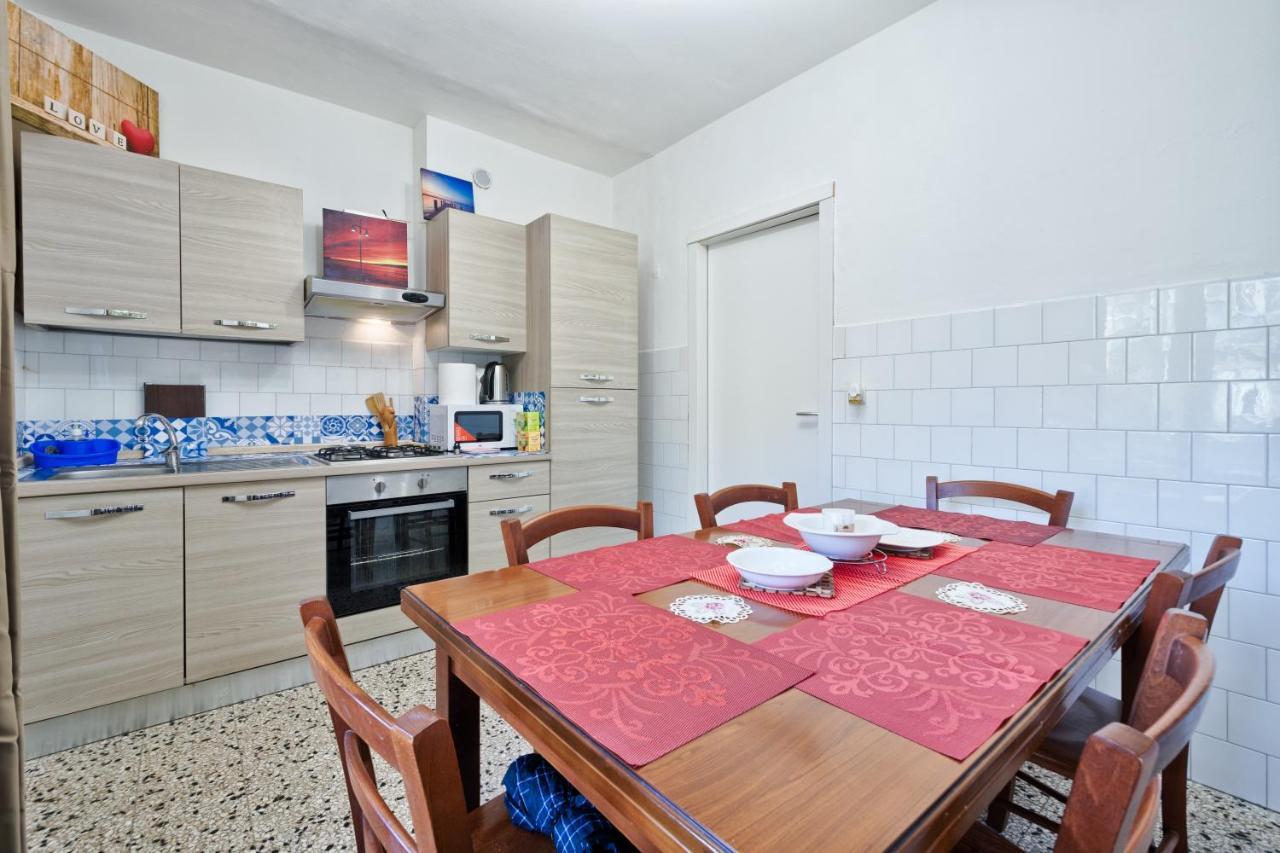 R&R Apartment Маргера Екстериор снимка