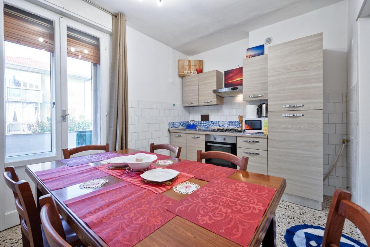 R&R Apartment Маргера Екстериор снимка