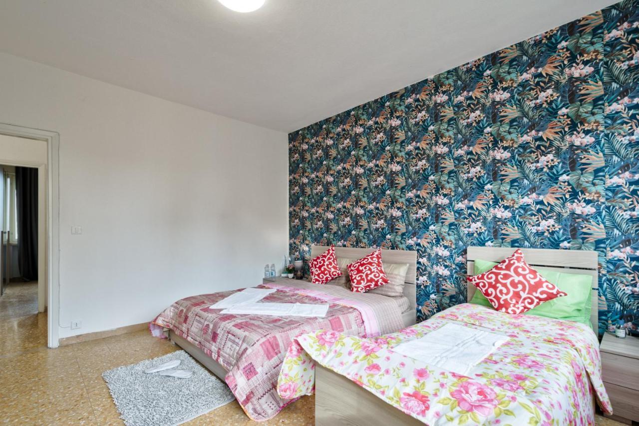 R&R Apartment Маргера Екстериор снимка
